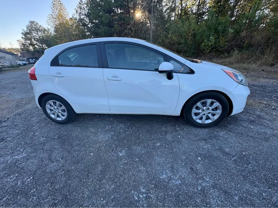 2014 Kia Rio - Image 6 of 18
