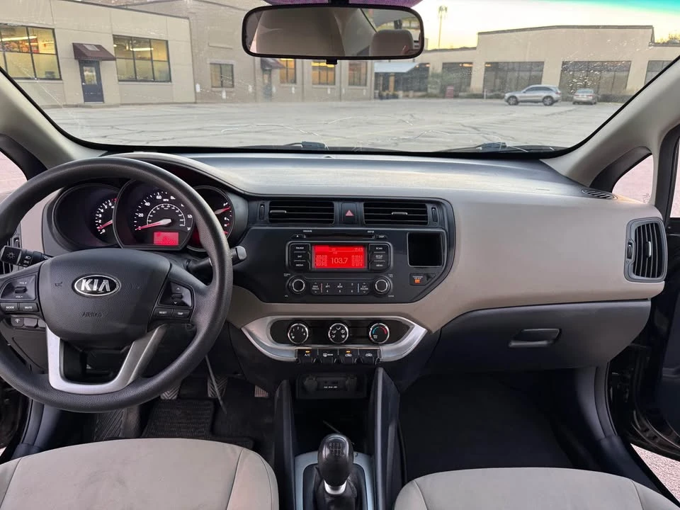 2014 Kia Rio - Image 9 of 15