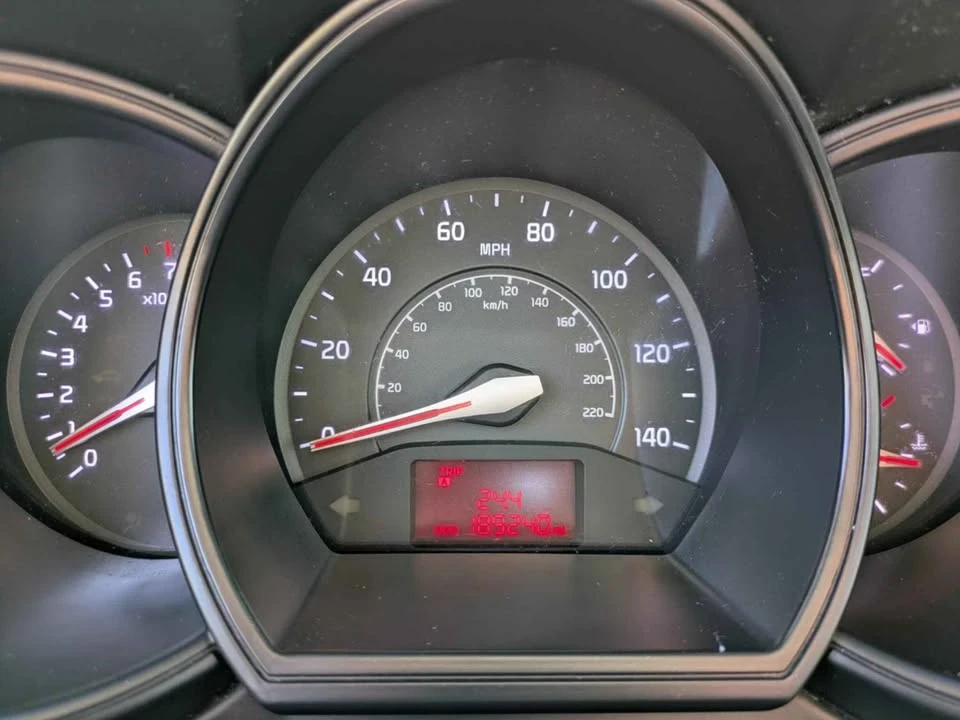 2014 Kia Rio - Image 10 of 10