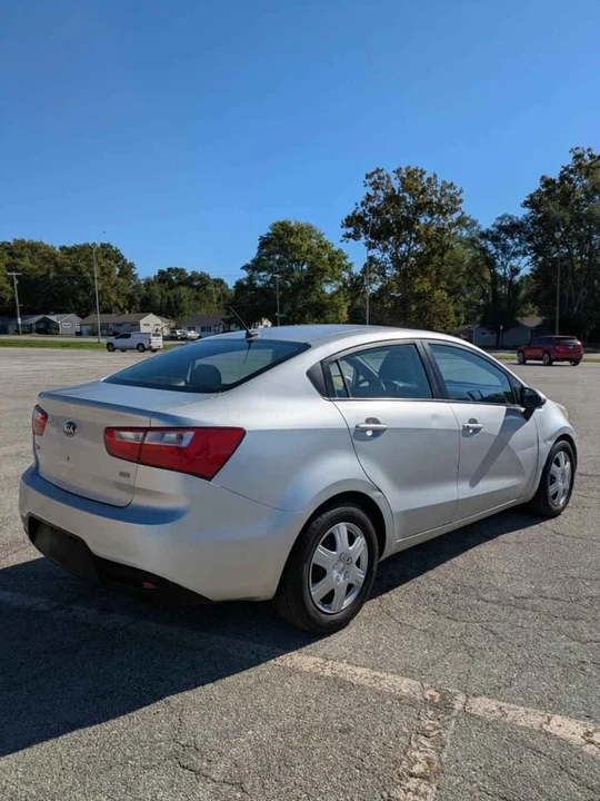 2014 Kia Rio - Image 8 of 10
