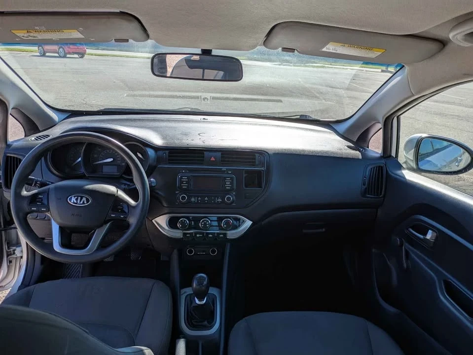 2014 Kia Rio - Image 6 of 12