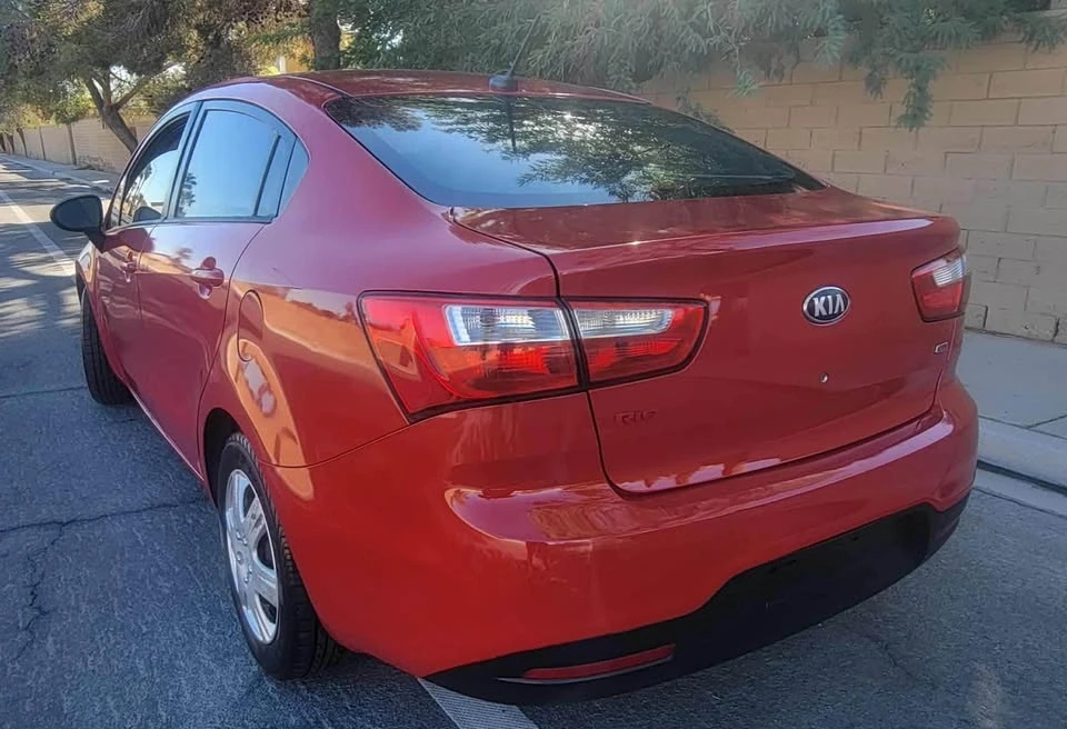 2014 Kia Rio - Image 6 of 10