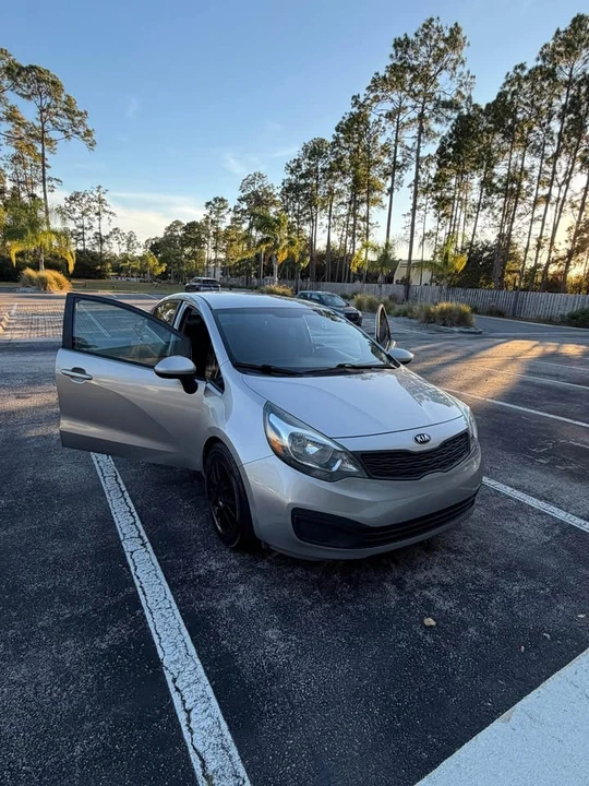 2014 Kia Rio - Image 10 of 10