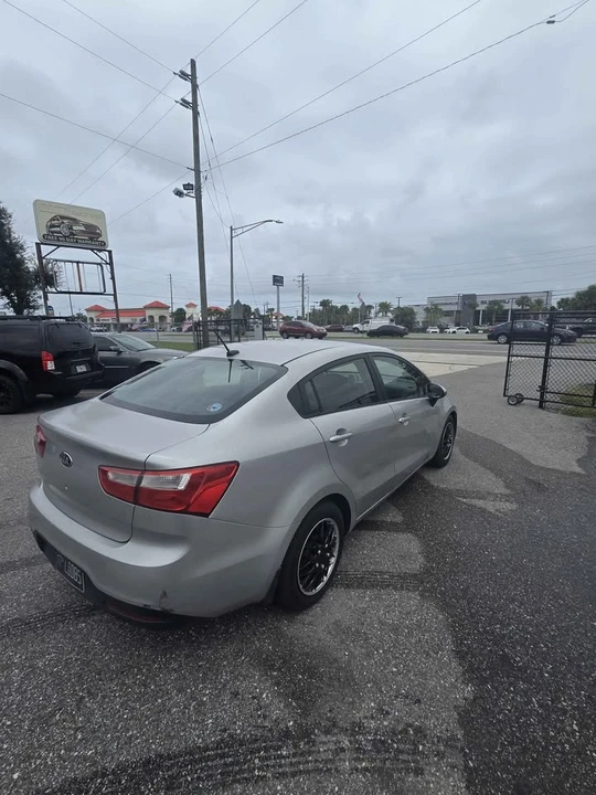 2014 Kia Rio - Image 3 of 6