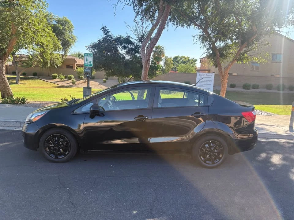 2014 Kia Rio - Image 2 of 7