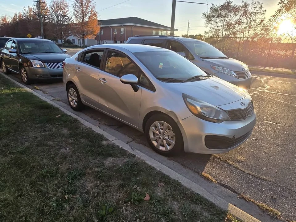 2014 Kia Rio - Image 5 of 6