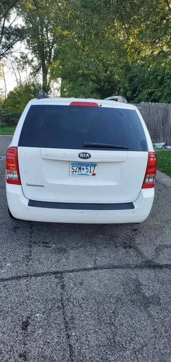 2014 Kia Carnival - Image 4 of 20