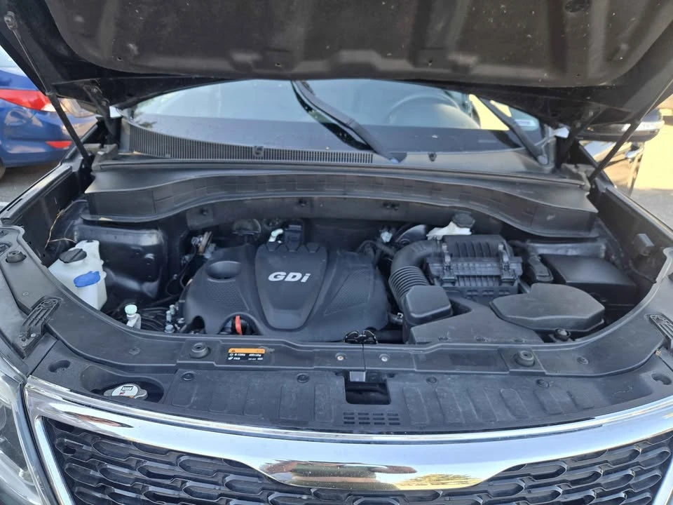 2014 Kia Sorento - Image 2 of 9
