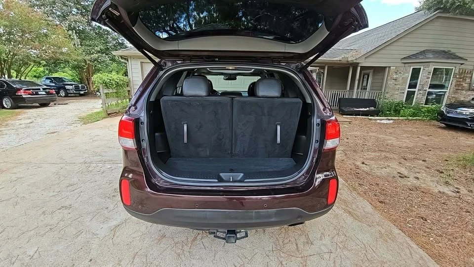 2014 Kia Sorento - Image 10 of 11