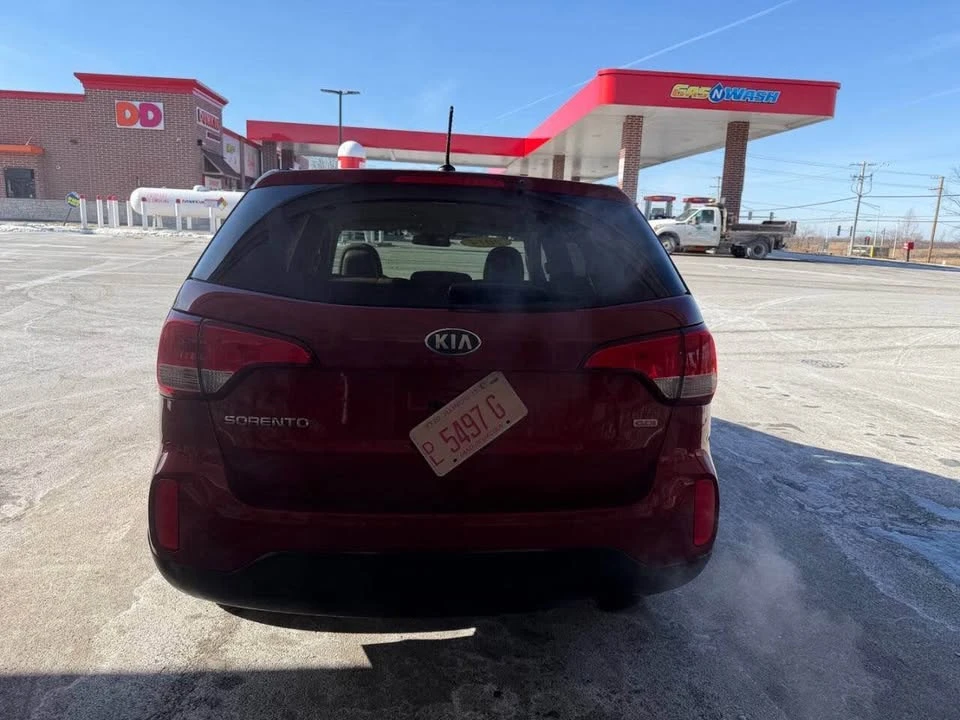 2014 Kia Sorento - Image 4 of 16