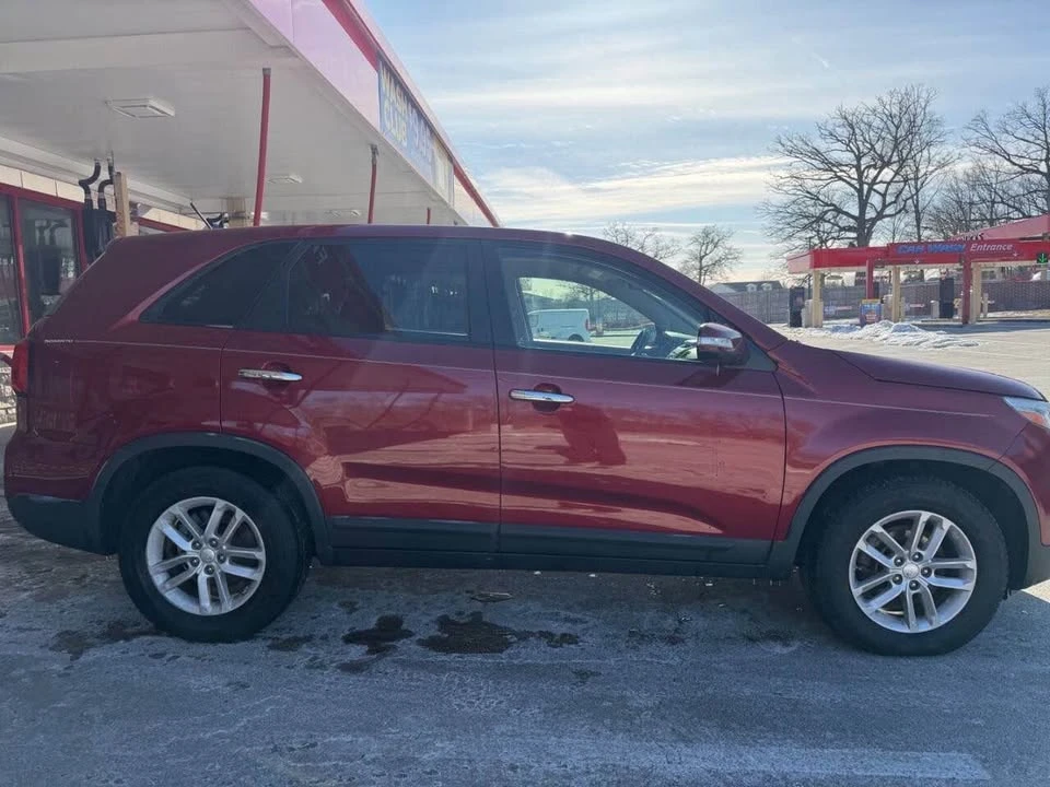 2014 Kia Sorento - Image 3 of 16