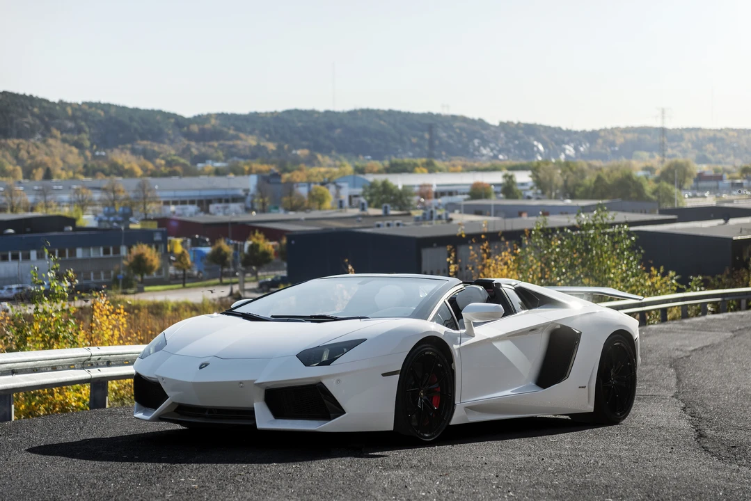 2014 Lamborghini Aventador LP700-4 - Image 4 of 31
