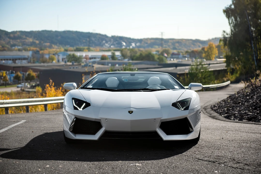 2014 Lamborghini Aventador LP700-4 - Image 3 of 31