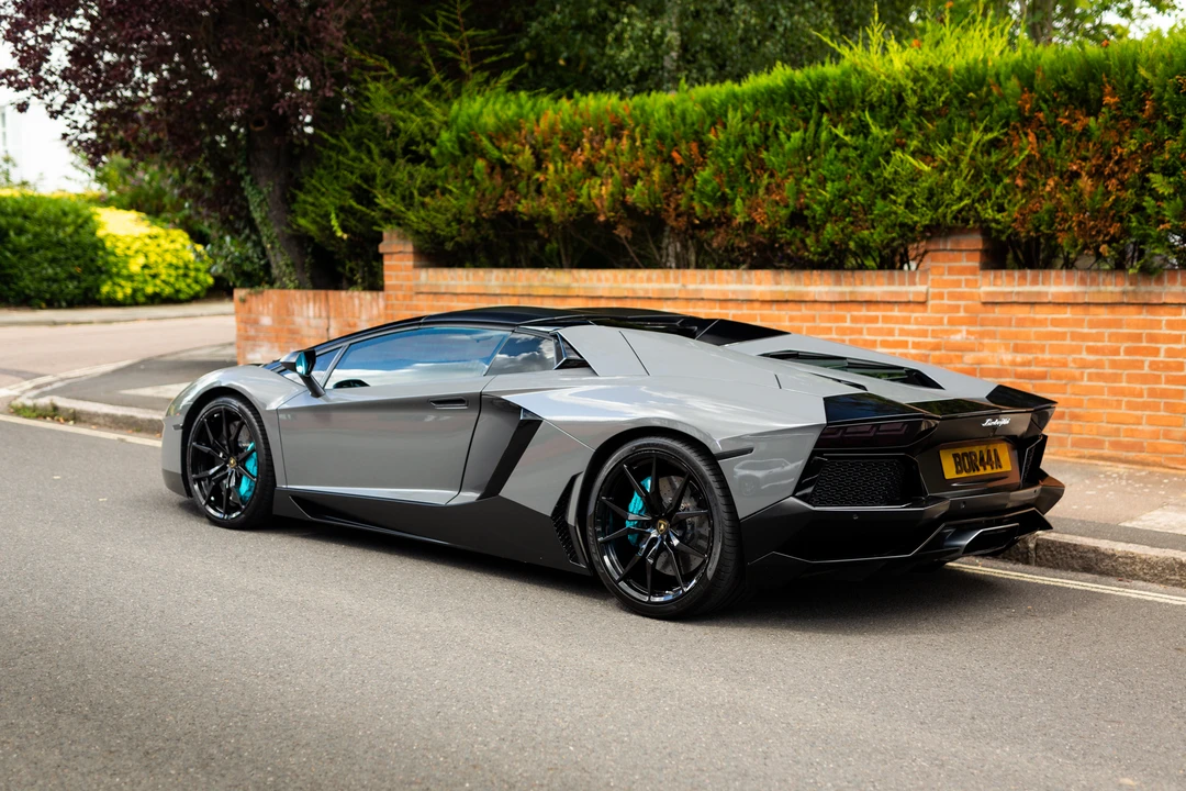 2014 Lamborghini Aventador LP700-4 - Image 6 of 31