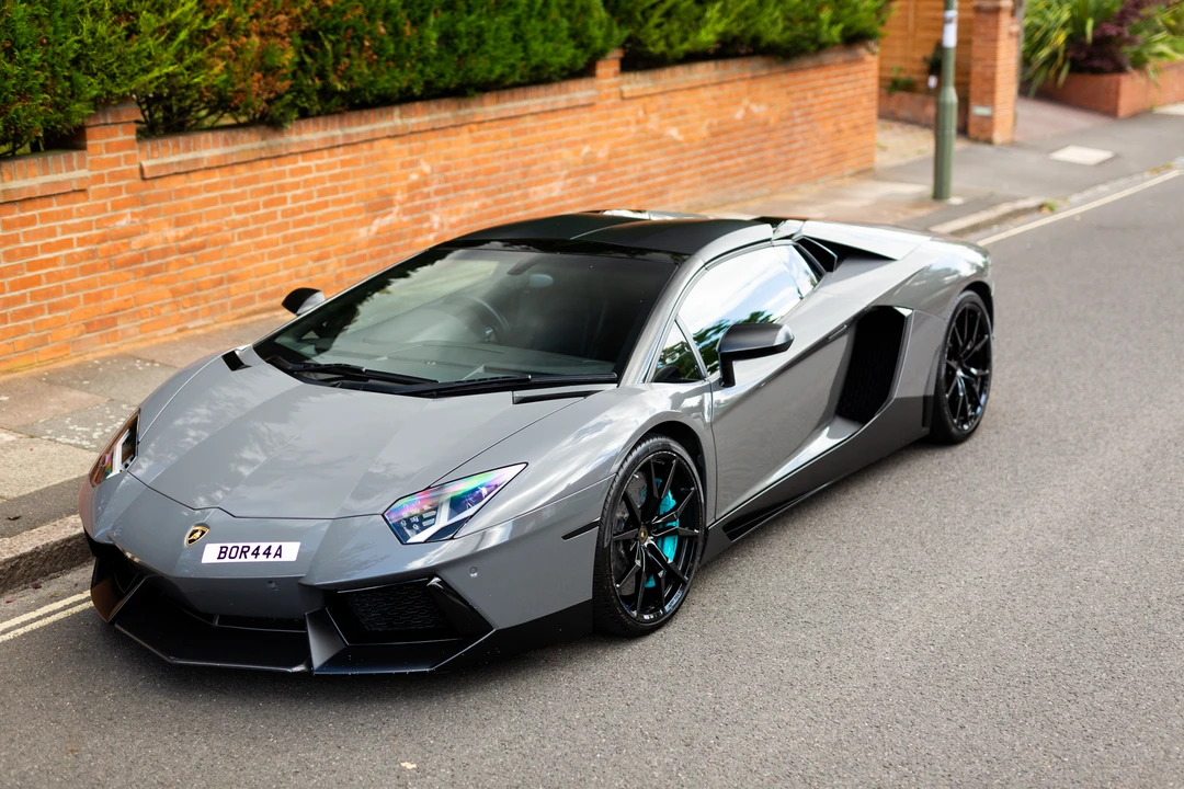 2014 Lamborghini Aventador LP700-4 - Image 7 of 31