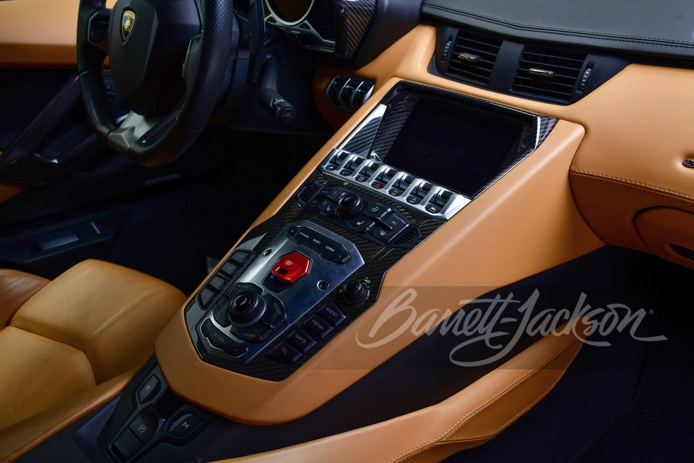 2014 Lamborghini Aventador LP700-4 - Image 10 of 31