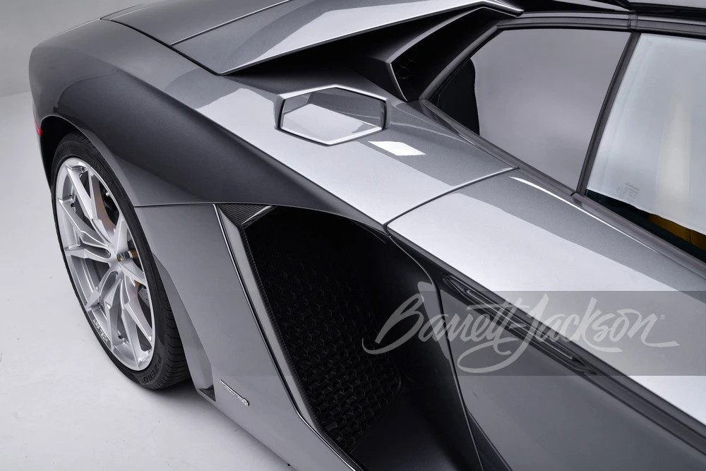 2014 Lamborghini Aventador LP700-4 - Image 31 of 31