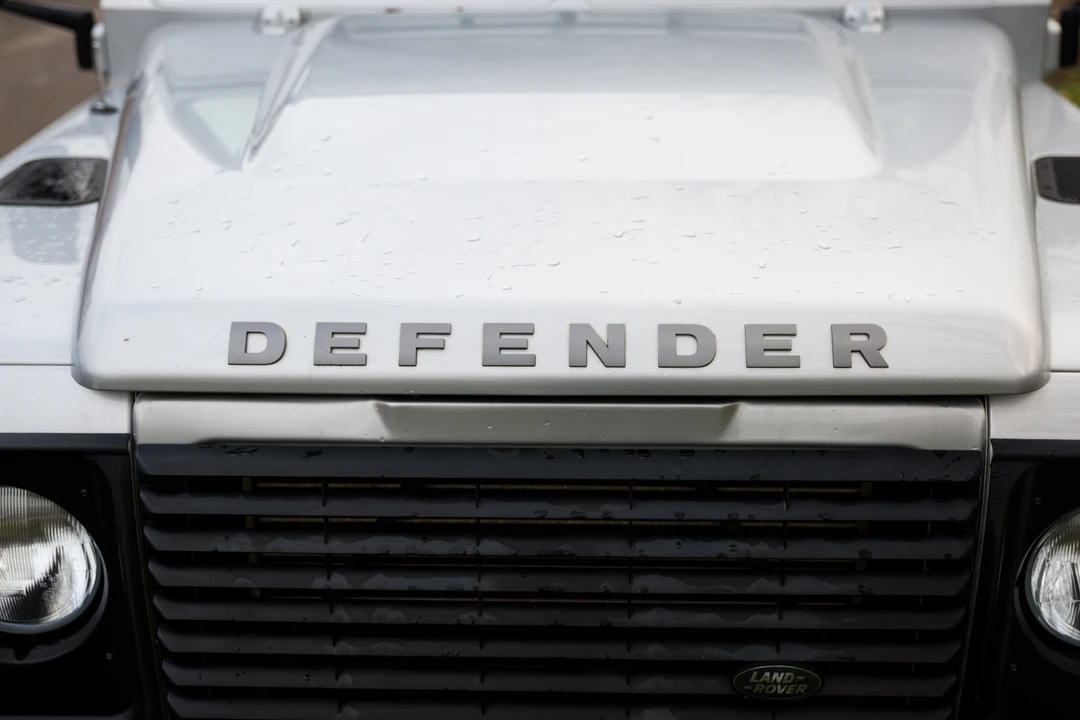 2014 Land Rover Defender 110 - Image 23 of 31