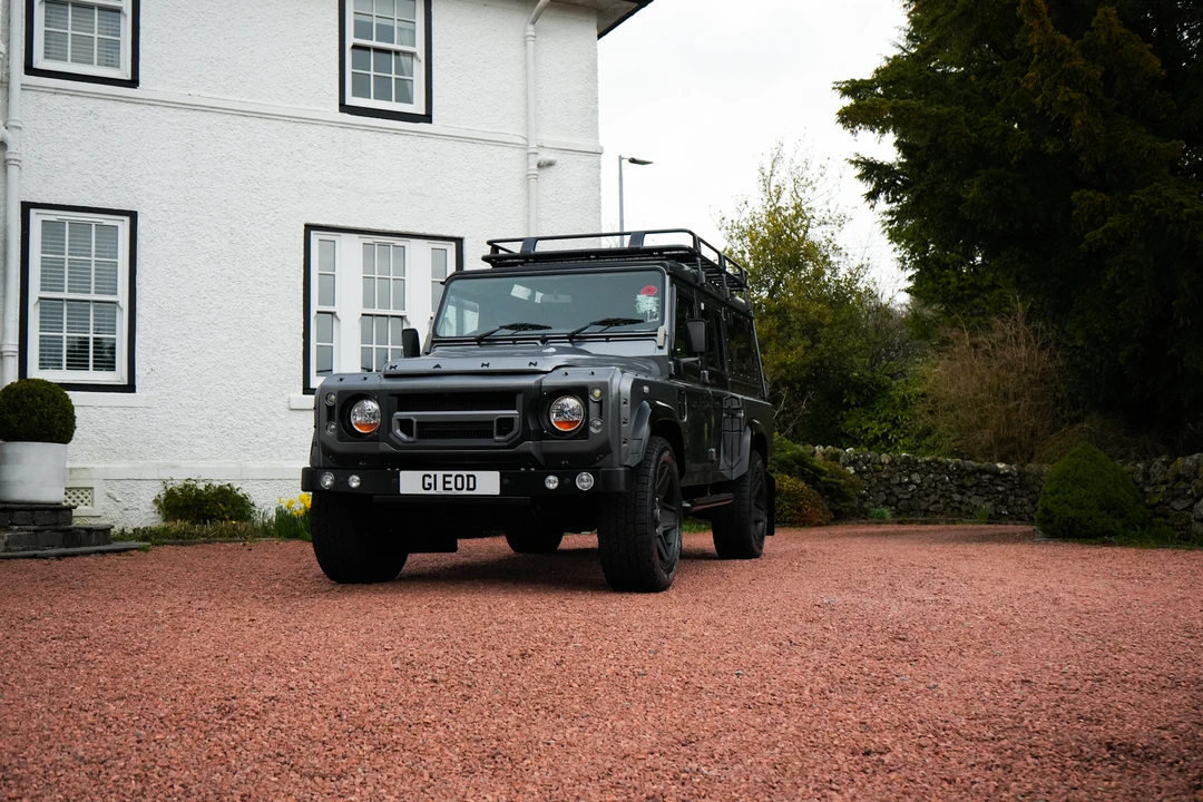 2014 Land Rover Defender 110 - Image 11 of 31
