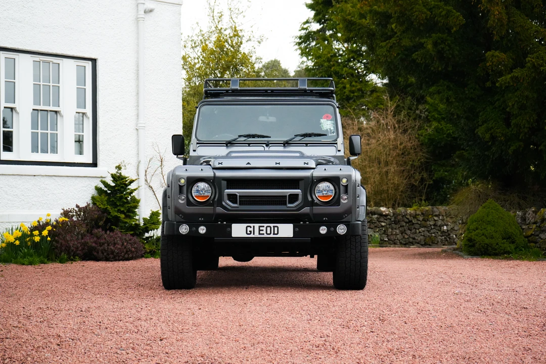 2014 Land Rover Defender 110 - Image 10 of 31