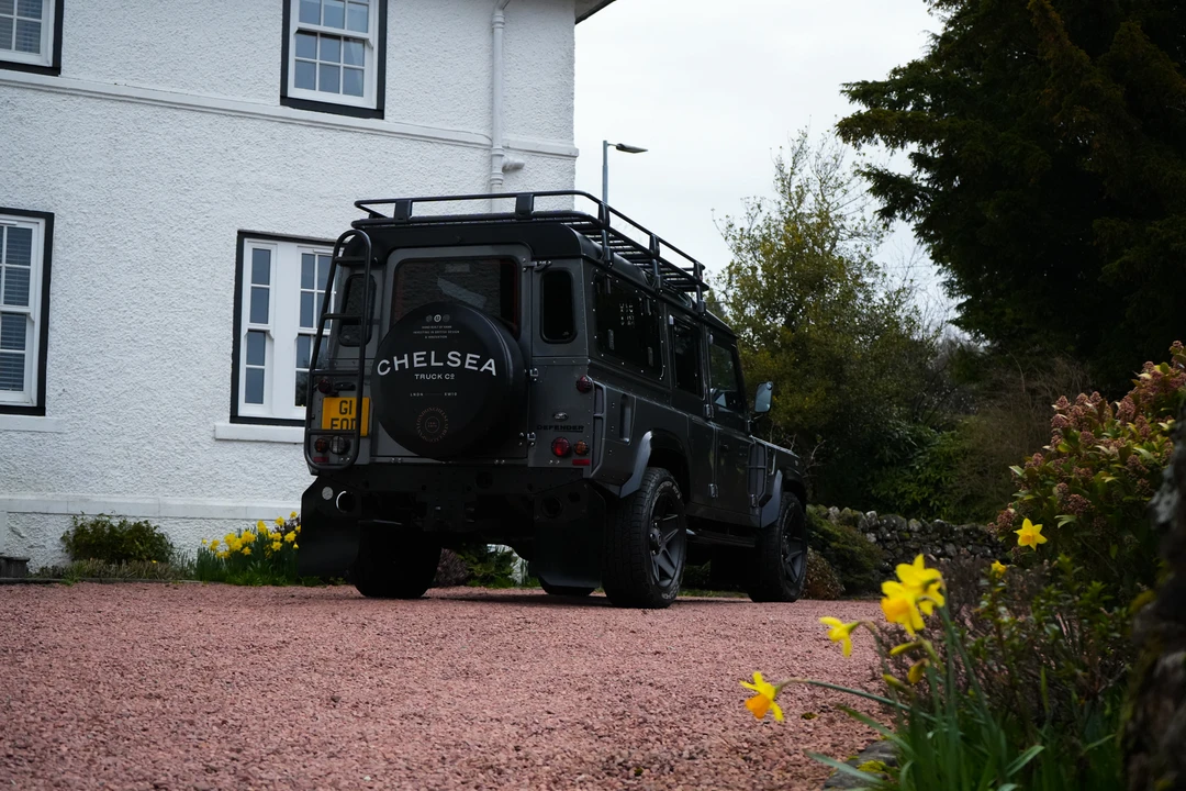 2014 Land Rover Defender 110 - Image 7 of 31