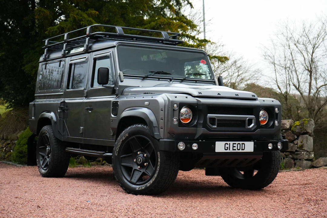 2014 Land Rover Defender 110 - Image 2 of 31