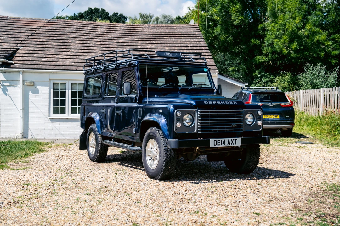 2014 Land Rover Defender 110 - Image 16 of 31