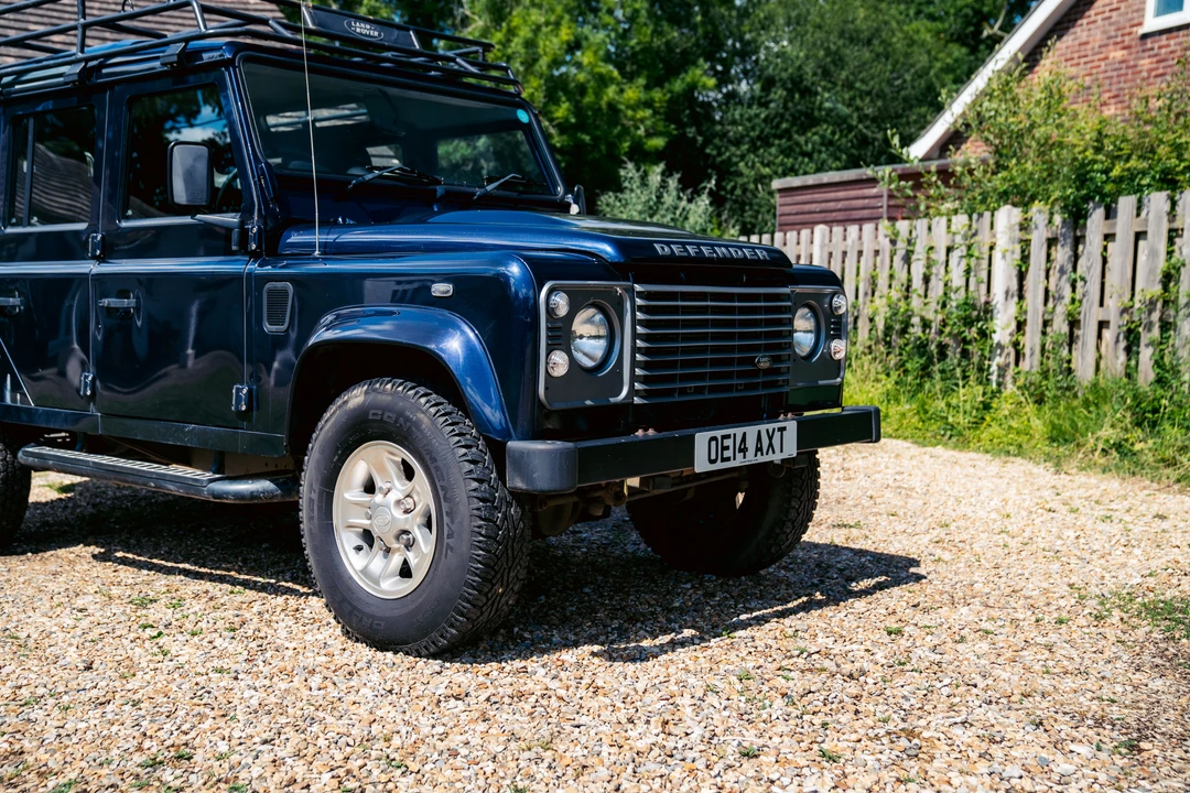 2014 Land Rover Defender 110 - Image 17 of 31