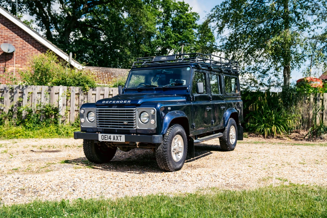 2014 Land Rover Defender 110 - Image 12 of 31