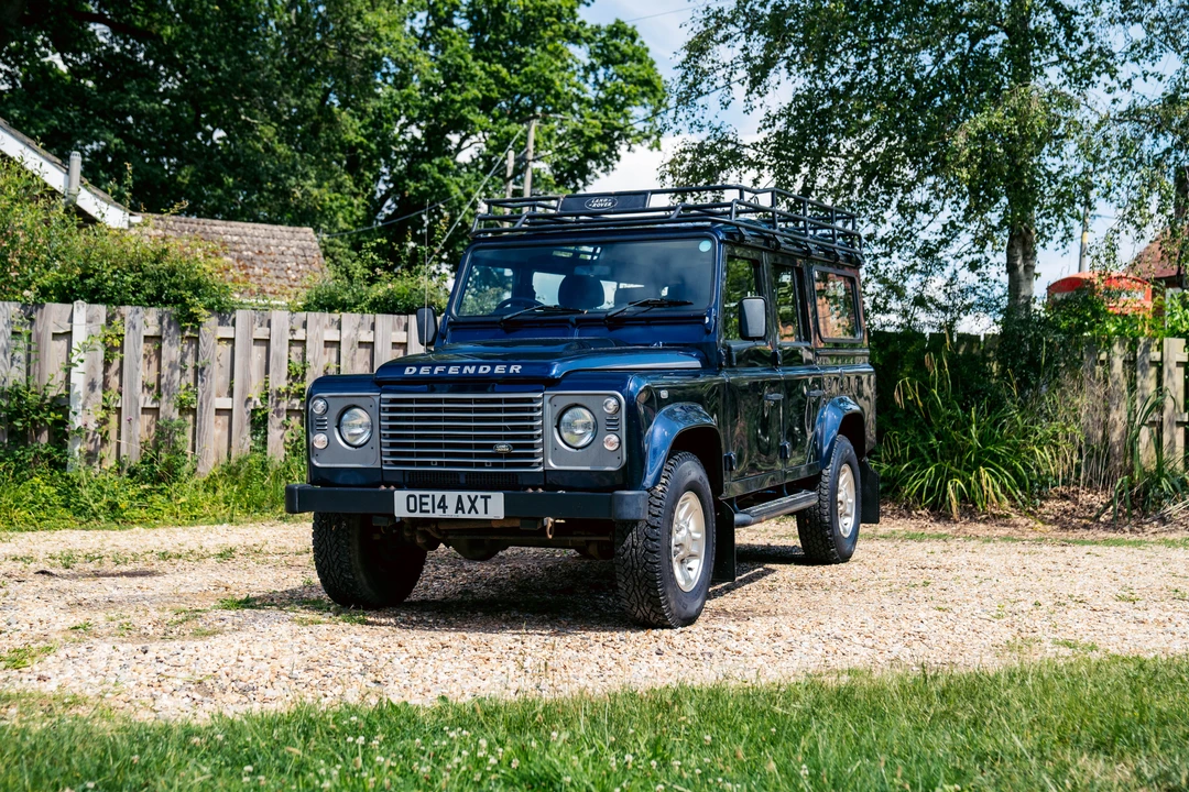 2014 Land Rover Defender 110 - Image 4 of 31