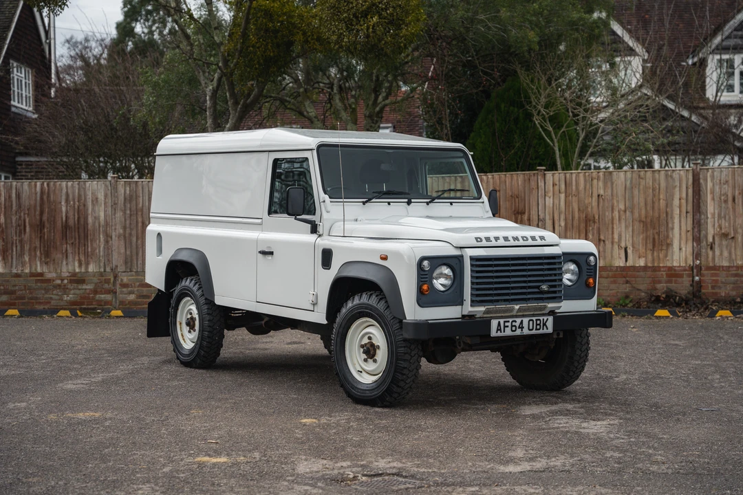 2014 Land Rover Defender 110 - Image 20 of 31