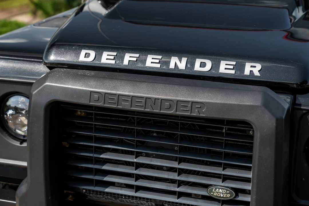 2014 Land Rover Defender 110 - Image 30 of 31