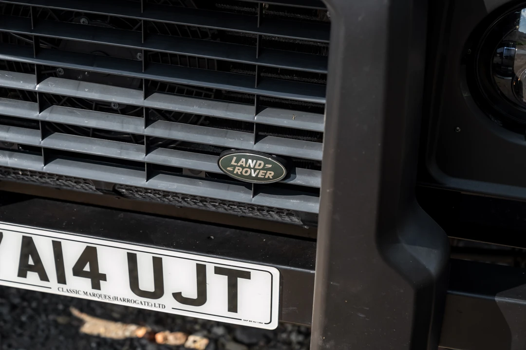 2014 Land Rover Defender 110 - Image 31 of 31