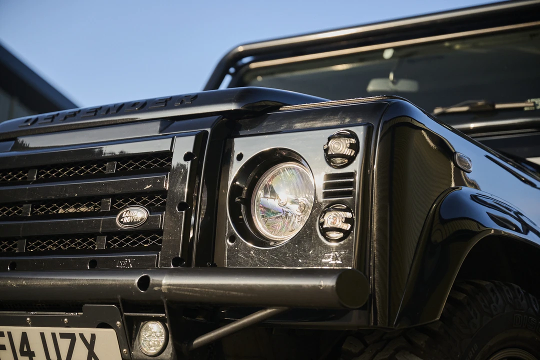 2014 Land Rover Defender 110 - Image 23 of 31