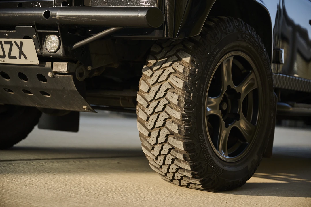 2014 Land Rover Defender 110 - Image 25 of 31