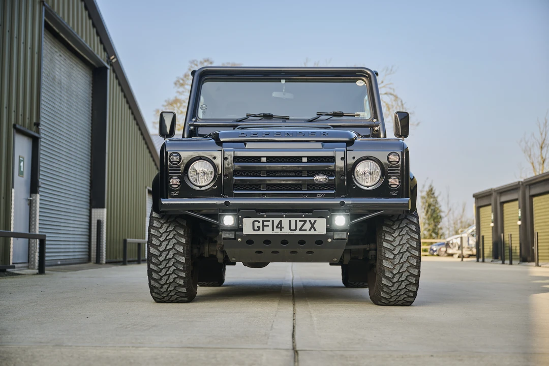 2014 Land Rover Defender 110 - Image 20 of 31
