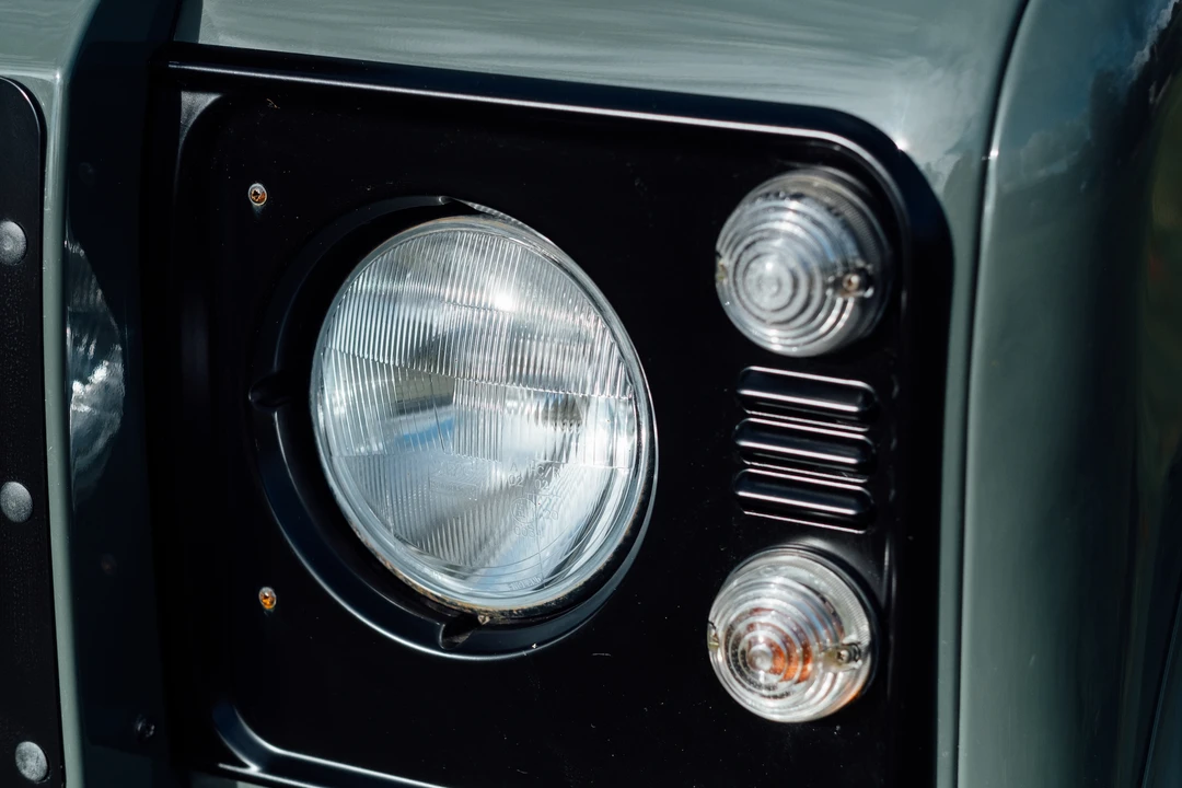 2014 Land Rover Defender 110 - Image 24 of 31