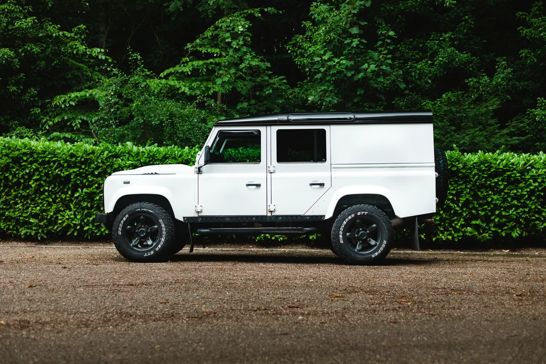 2014 Land Rover Defender 110 - Image 20 of 31