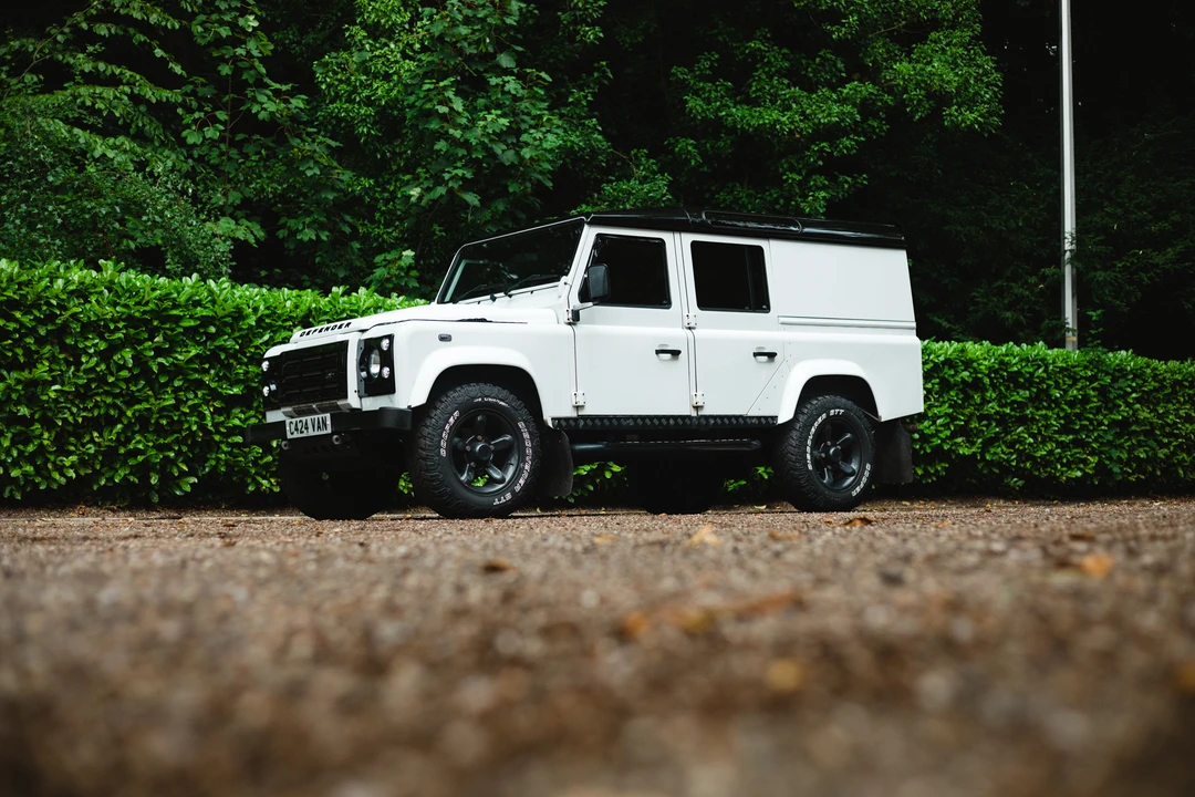 2014 Land Rover Defender 110 - Image 22 of 31