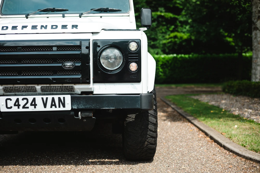 2014 Land Rover Defender 110 - Image 30 of 31