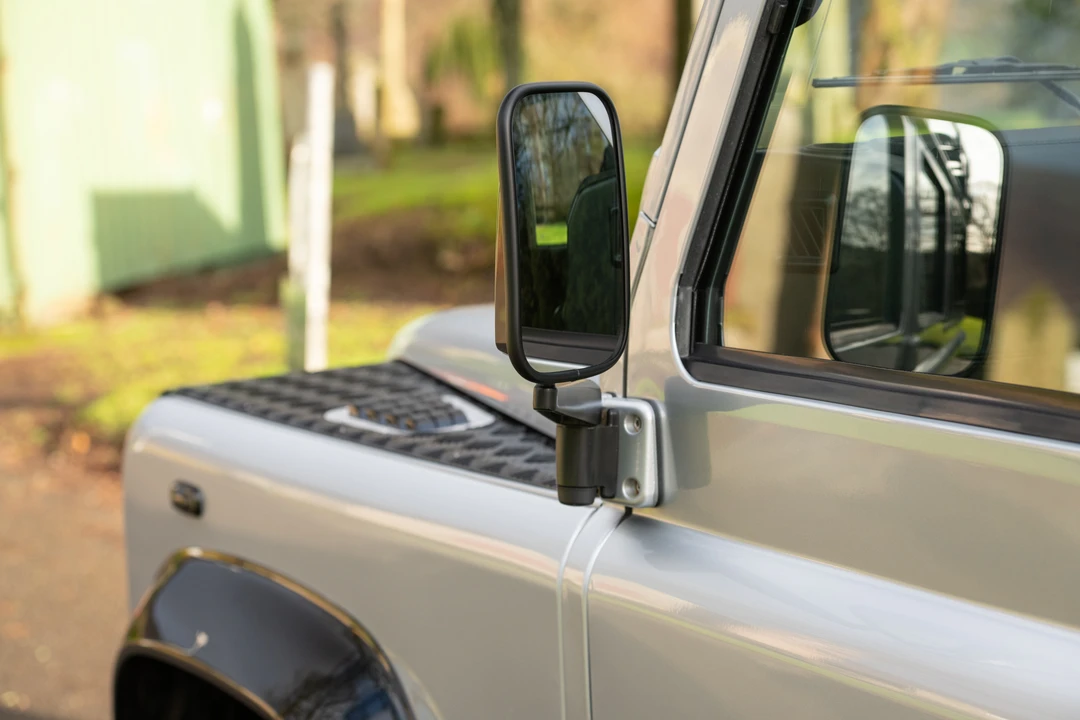 2014 Land Rover Defender 110 - Image 20 of 31
