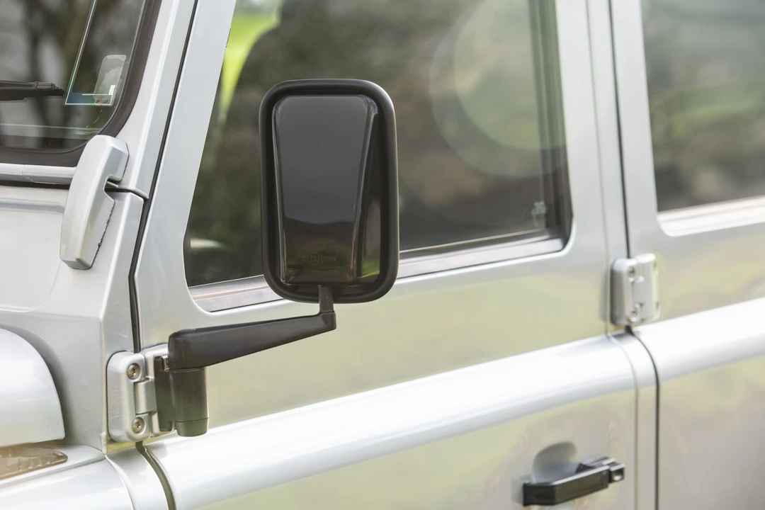 2014 Land Rover Defender 110 - Image 21 of 31