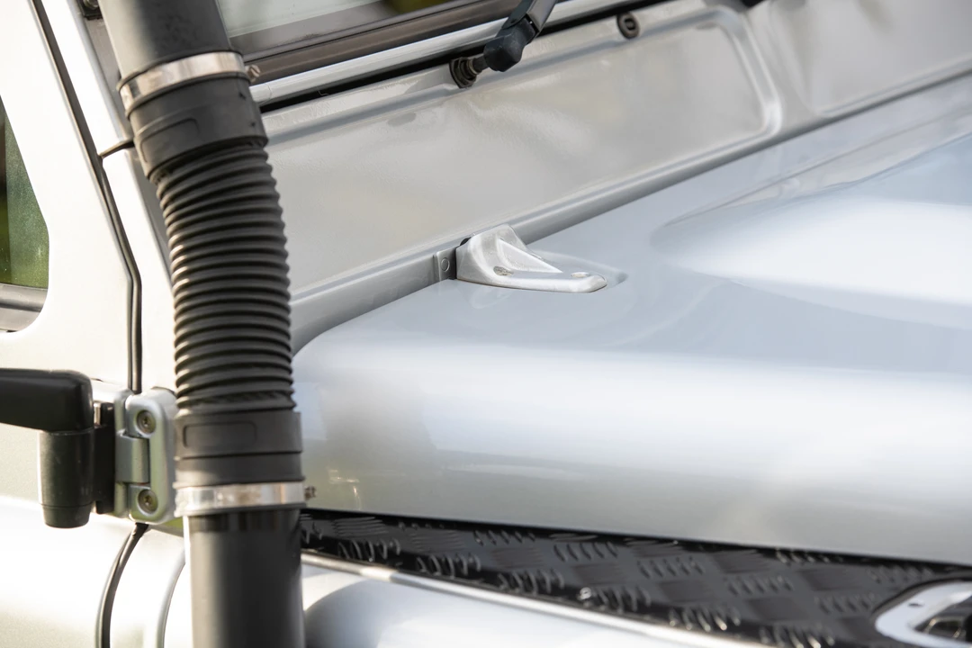2014 Land Rover Defender 110 - Image 24 of 31