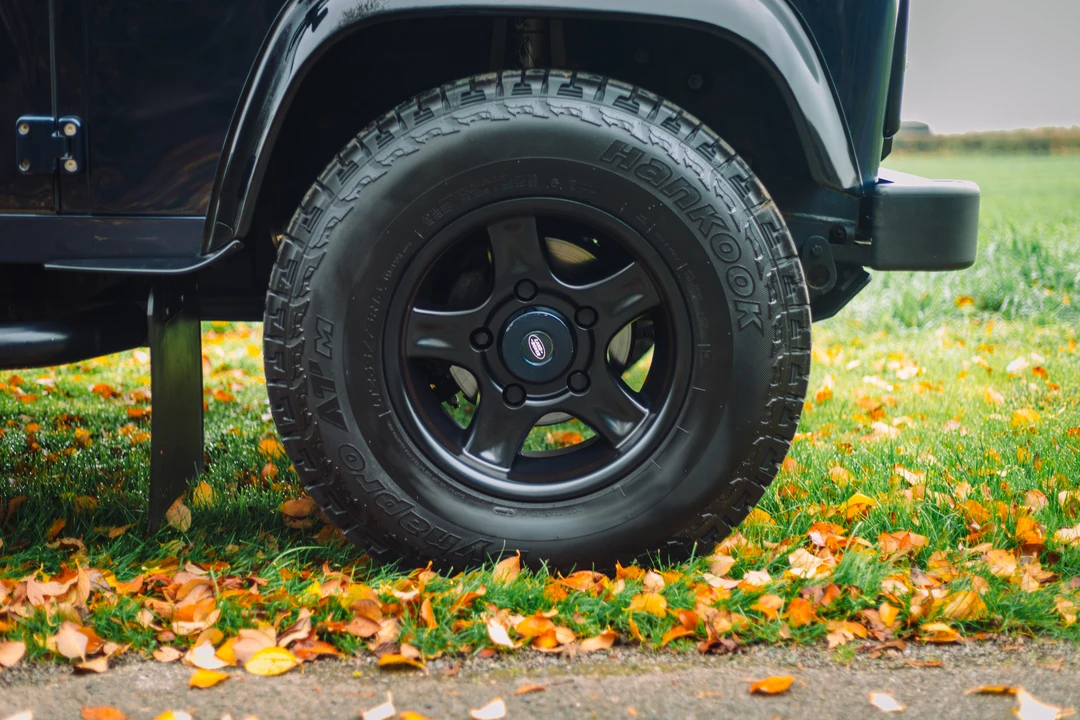 2014 Land Rover Defender 110 - Image 20 of 31