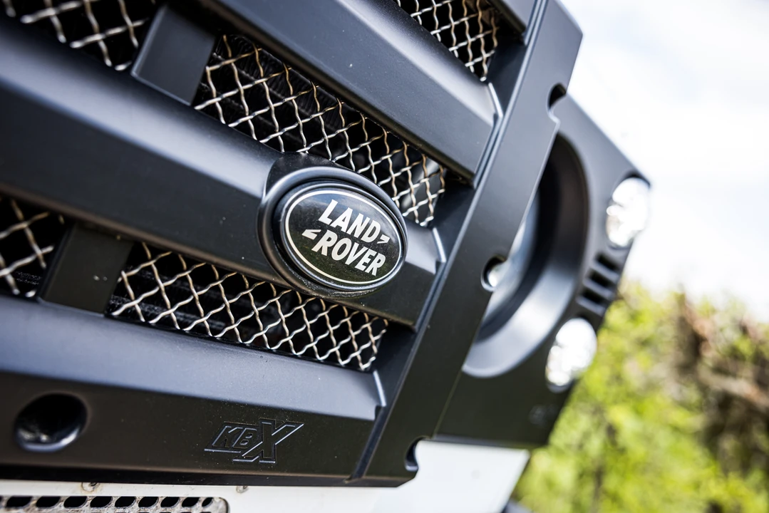 2014 Land Rover Defender 130 - Image 26 of 31