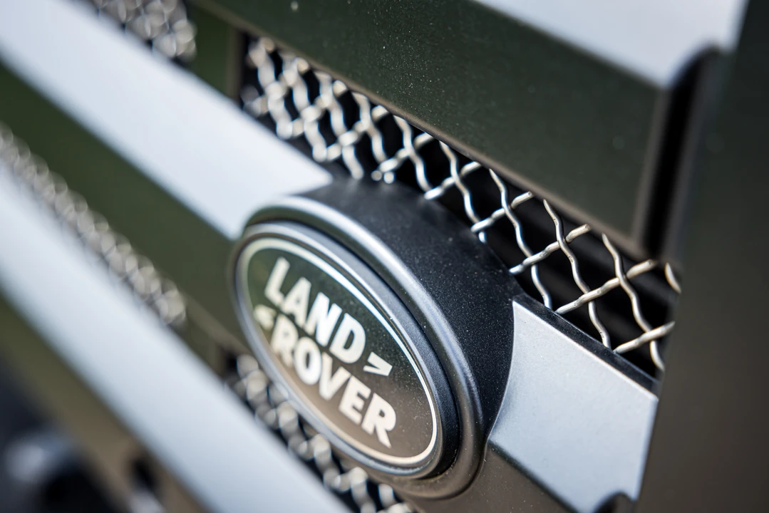 2014 Land Rover Defender 130 - Image 22 of 31