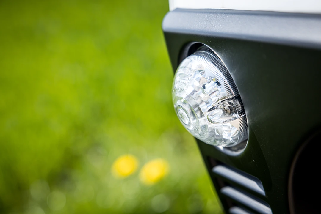 2014 Land Rover Defender 130 - Image 30 of 31