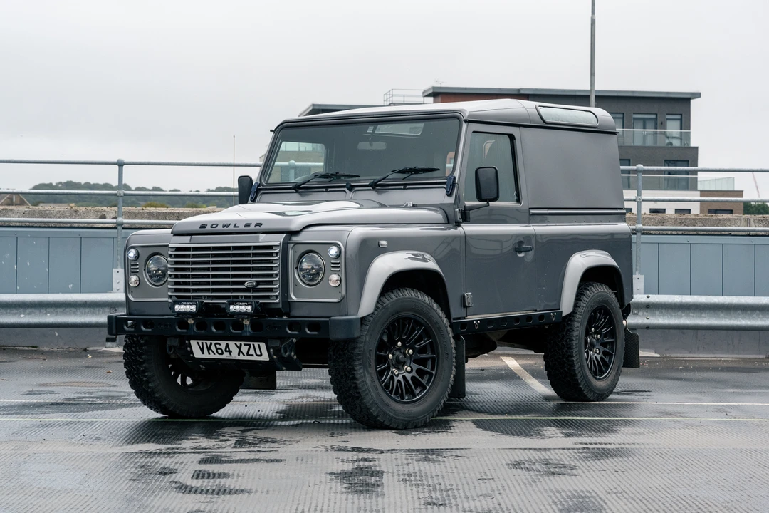 2014 Land Rover Defender 90 - Image 2 of 31