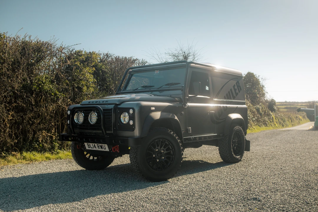 2014 Land Rover Defender 90 - Image 12 of 31