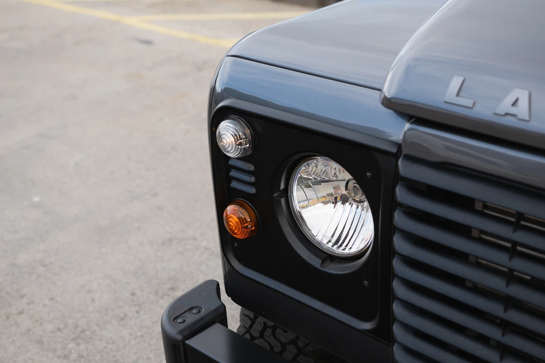 2014 Land Rover Defender 90 - Image 22 of 31